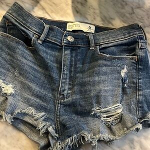 Like new Abercrombie high rise short
